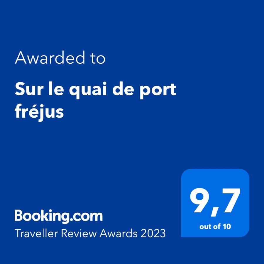 Appartement Sur Le Quai De Port Fréjus